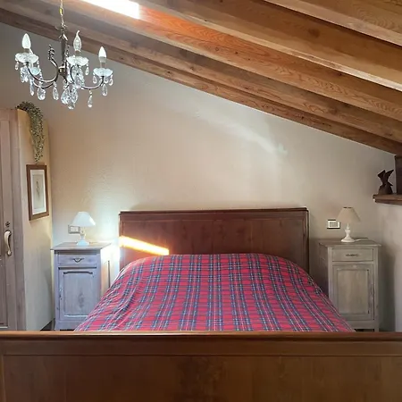 度假居 Rifugio Del Pettirosso *