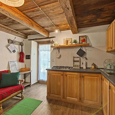 Rifugio Del Pettirosso Holiday home *